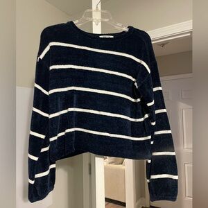 Double Zero Navy Striped Sweater